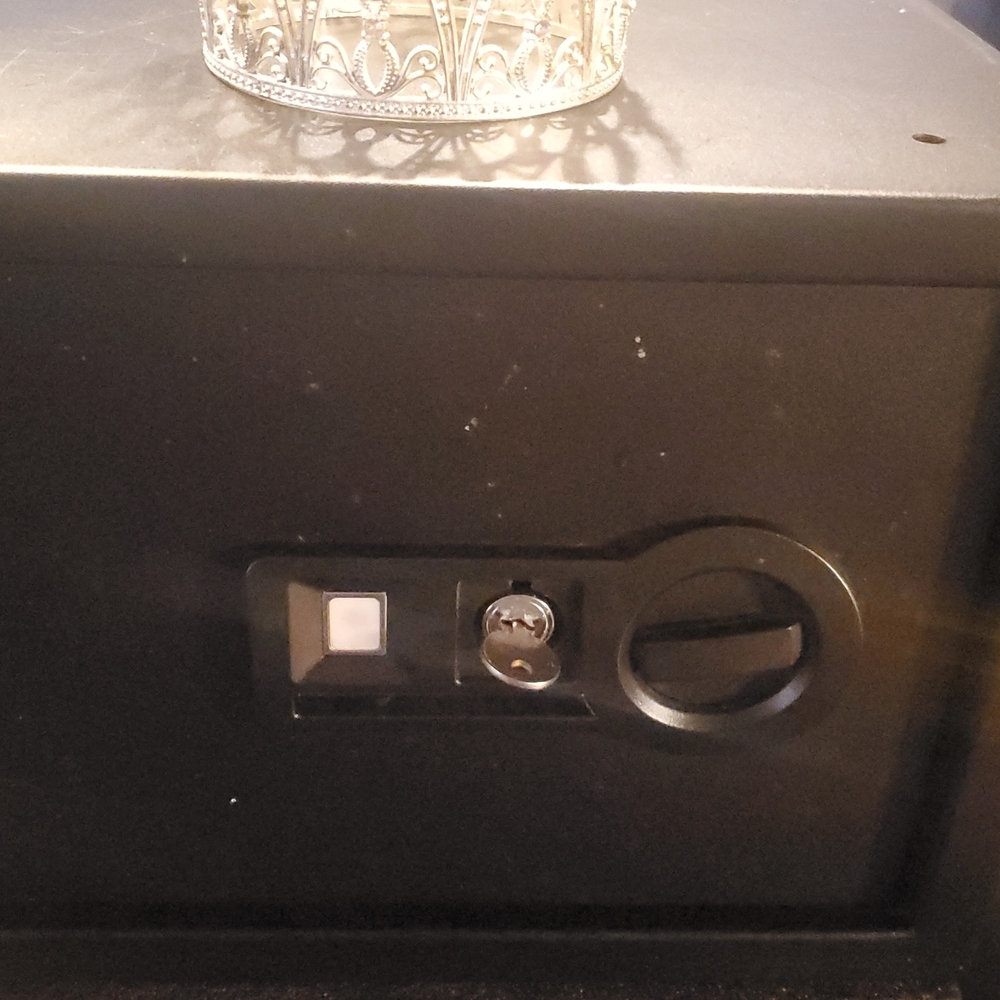 Stack On Safe Personal Safe Fingerprint Technology Black With Key